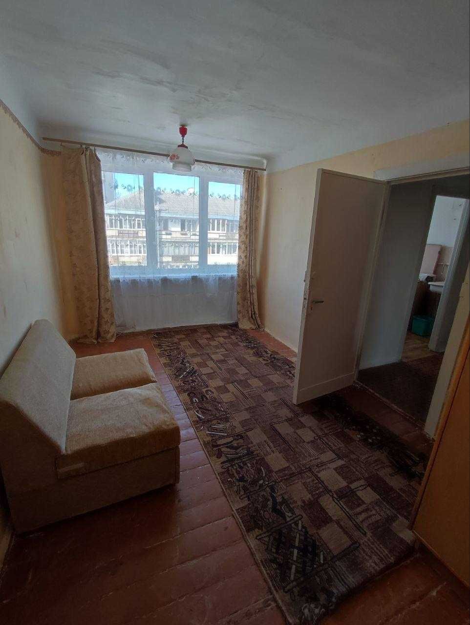 Центр. продаж 3 к. по вул.  Галицька