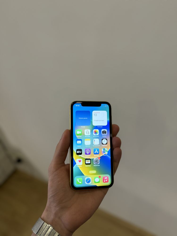 (220$) Apple Айфон/Iphone 11 128gb Неверлок Yellow  акб:95%