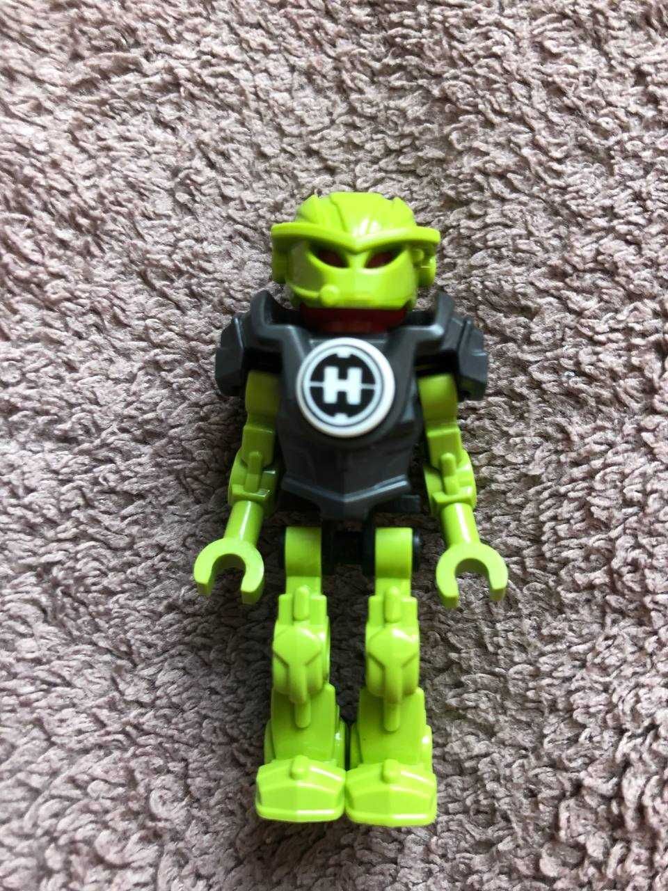LEGO 44027 BREEZ Flea Machine - Hero Factory