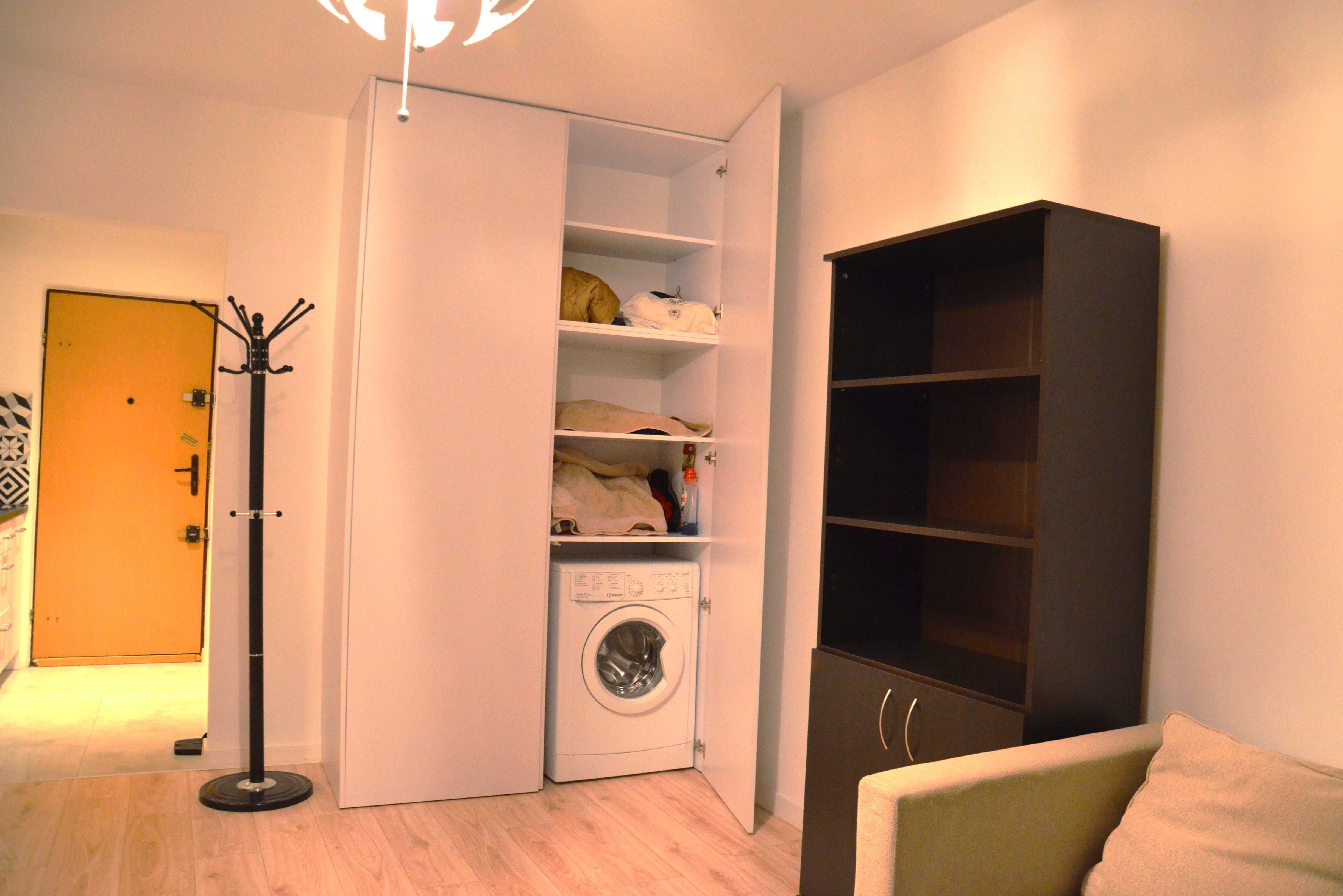 Cozy modern studio next to metro Wawrzyszew, UKSW, AWF-I speak English