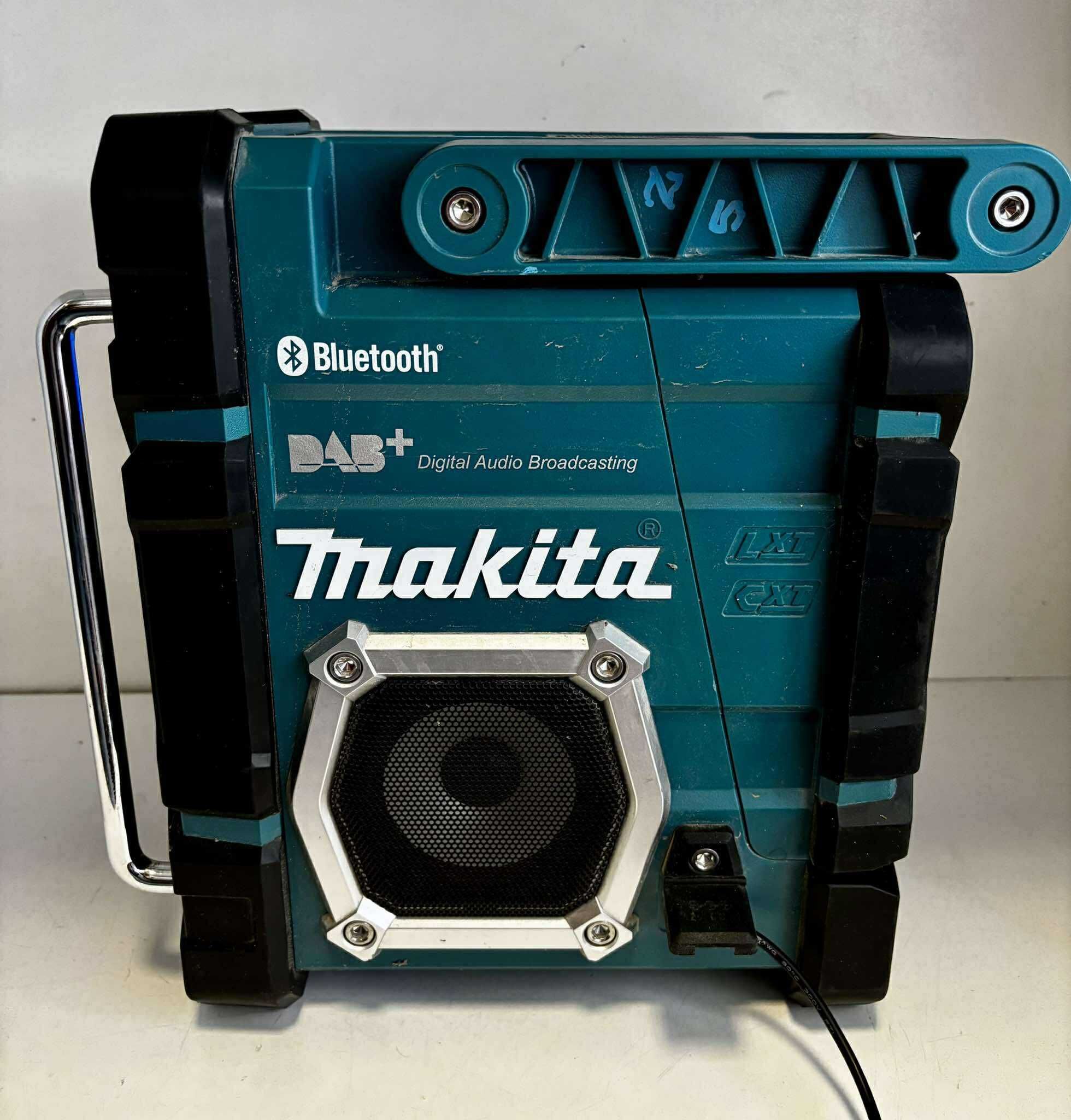 Radio budowlane MAKITA DMR 112 + Pud., zasilacz