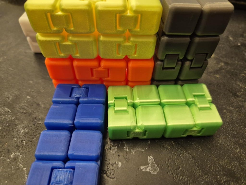 Infinity cube Szary,Biały,Niebieski,Zielony,,Żółty,Pomaranczowy