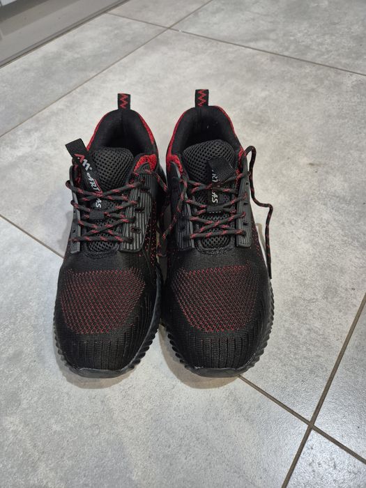 Buty robocze rozmiar 43.