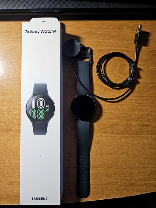 Смарт-годинник Samsung Galaxy Watch 4 44mm