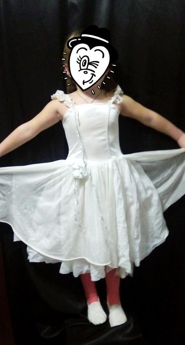 Белое платье для девочки в садик