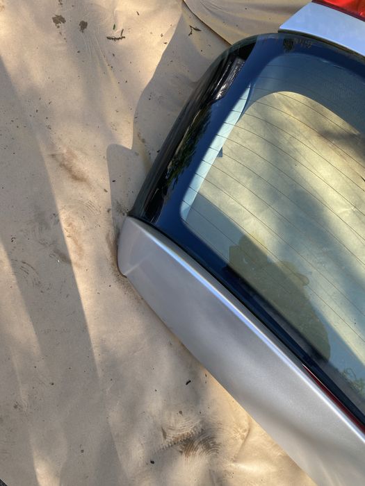 Klapa tylna bagażnika Passat b6 kombi LA7W