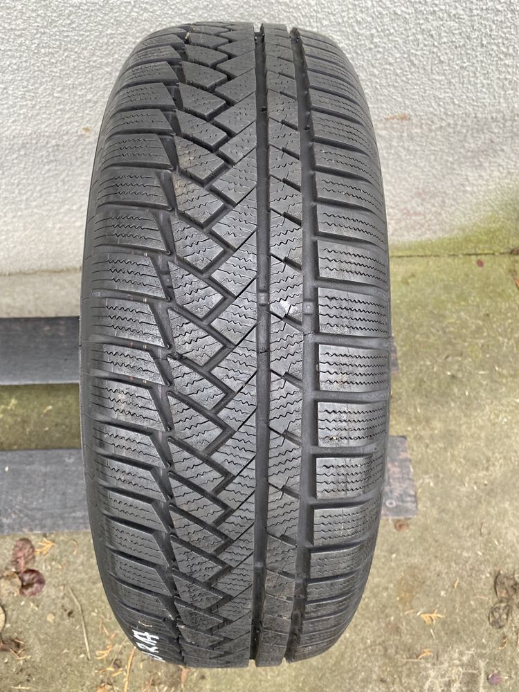 Opona 215/60r17 Continental Winter Contact TS 850P