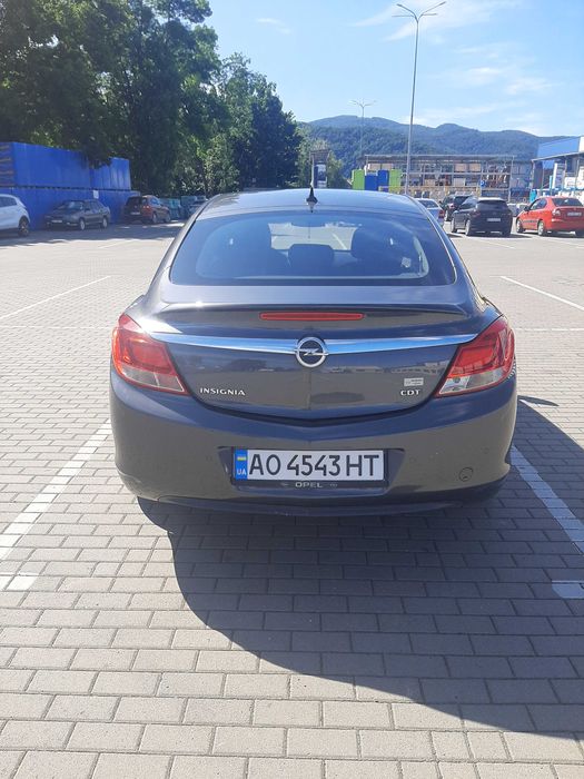 Опель Інсігнія 2012р,2,0д