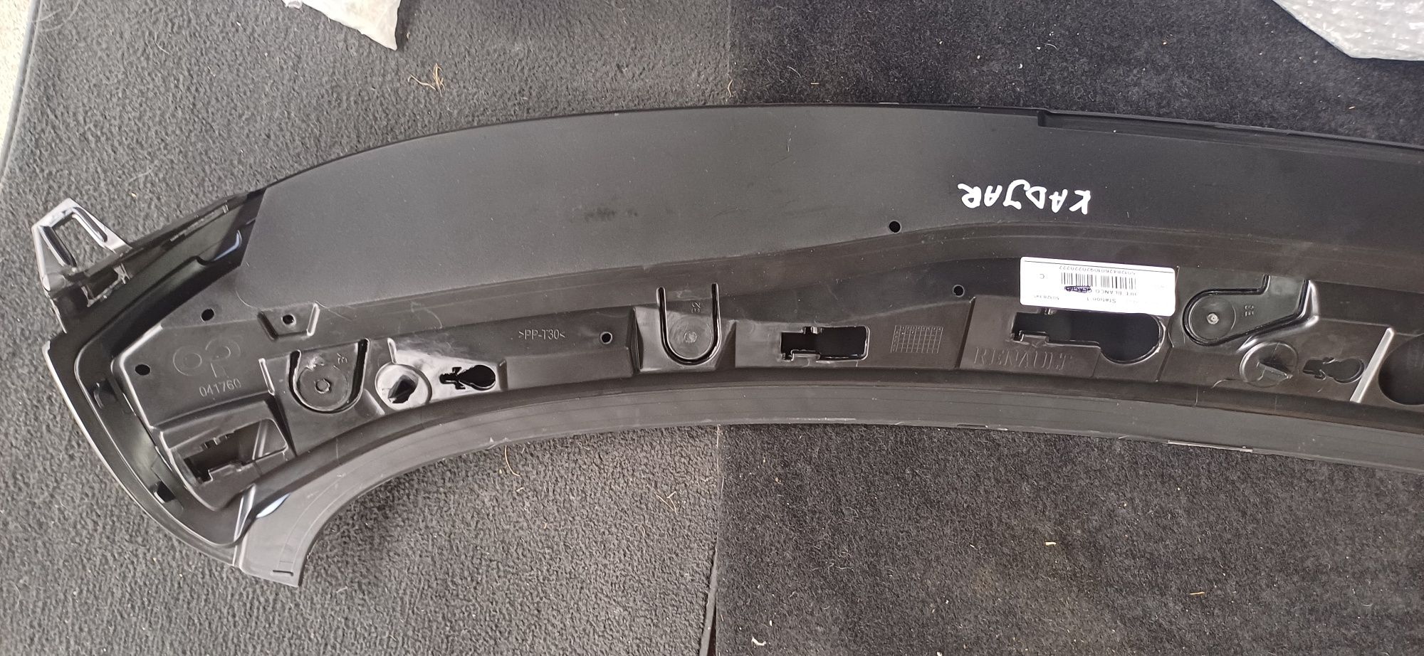 Spoiler klapy bagażnika renault kadjar