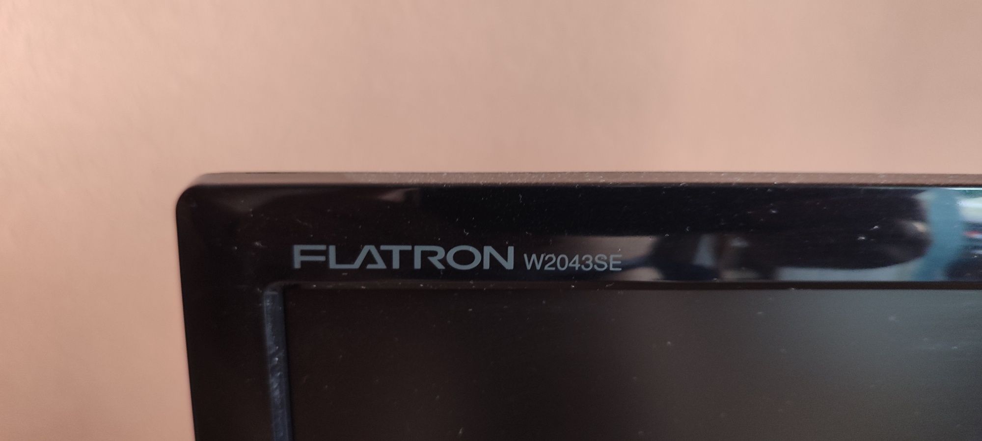 Монітор LG Flatron w2043se
