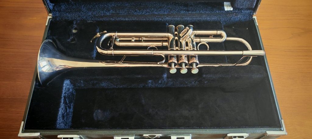 Trompete Yamaha YTR 6335S