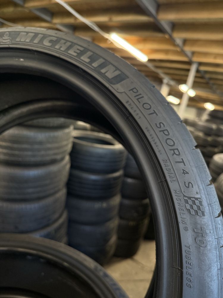 Шини Літні 235х35хR20 MICHELIN Pilot Sport 4S / 4шт / 85%Залишок