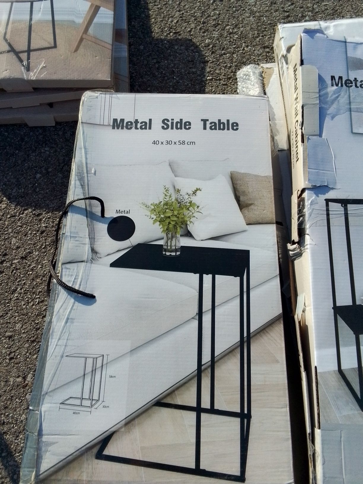 Sprzedam stolik  metalowy