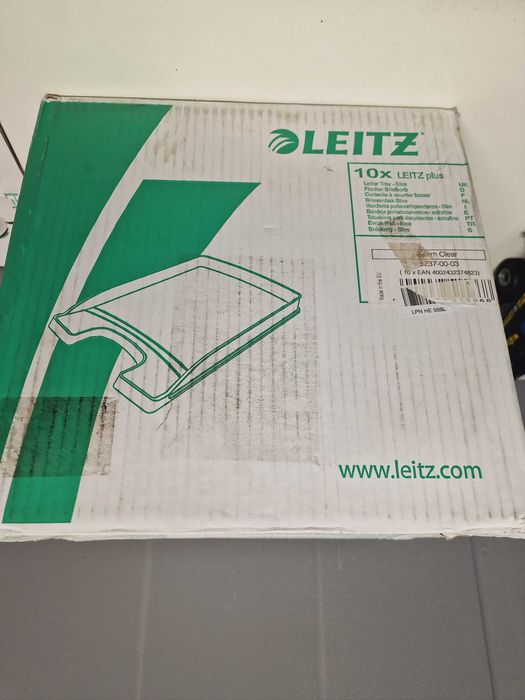 Taca na dokumenty , listy Leitz Plus 10szt.