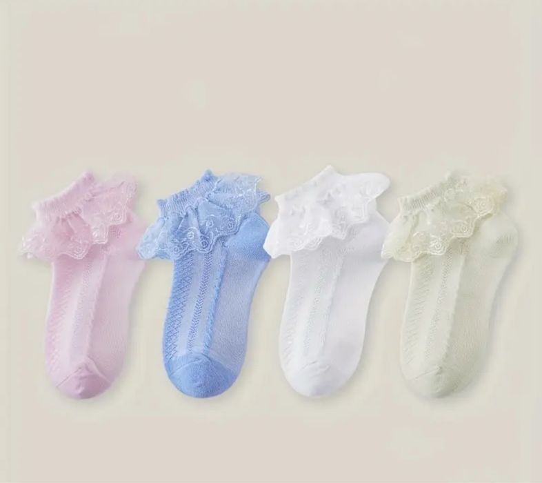 Skarpetki dla dziewczynek w wieku od 1 do 3 lat, 4 pary.