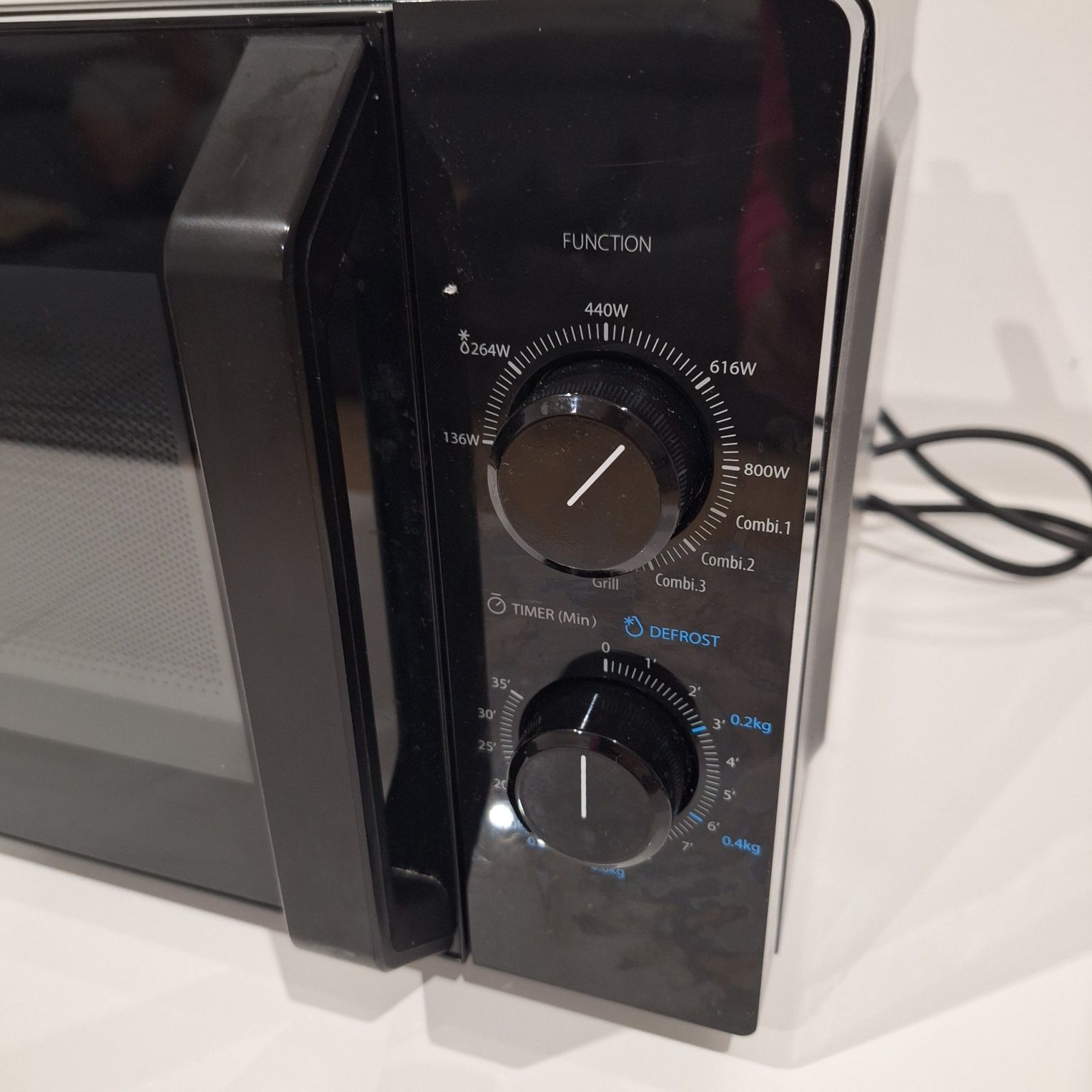 Mikrofalówka kuchenka mikrofalowa grill  TOSHIBA MW2- MG20PF(BK)/GE