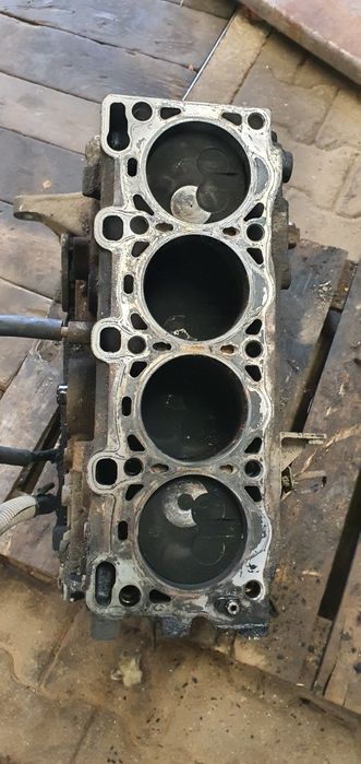 Suzuki Grand Vitara 2.0 TD RF kompletny blok silnika