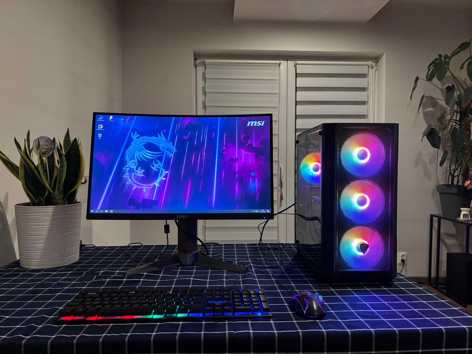 Zestaw MSI do Gier i5/Ram-32GB/GTX/SSD+1TB/MSI 24' 144Hz Curver