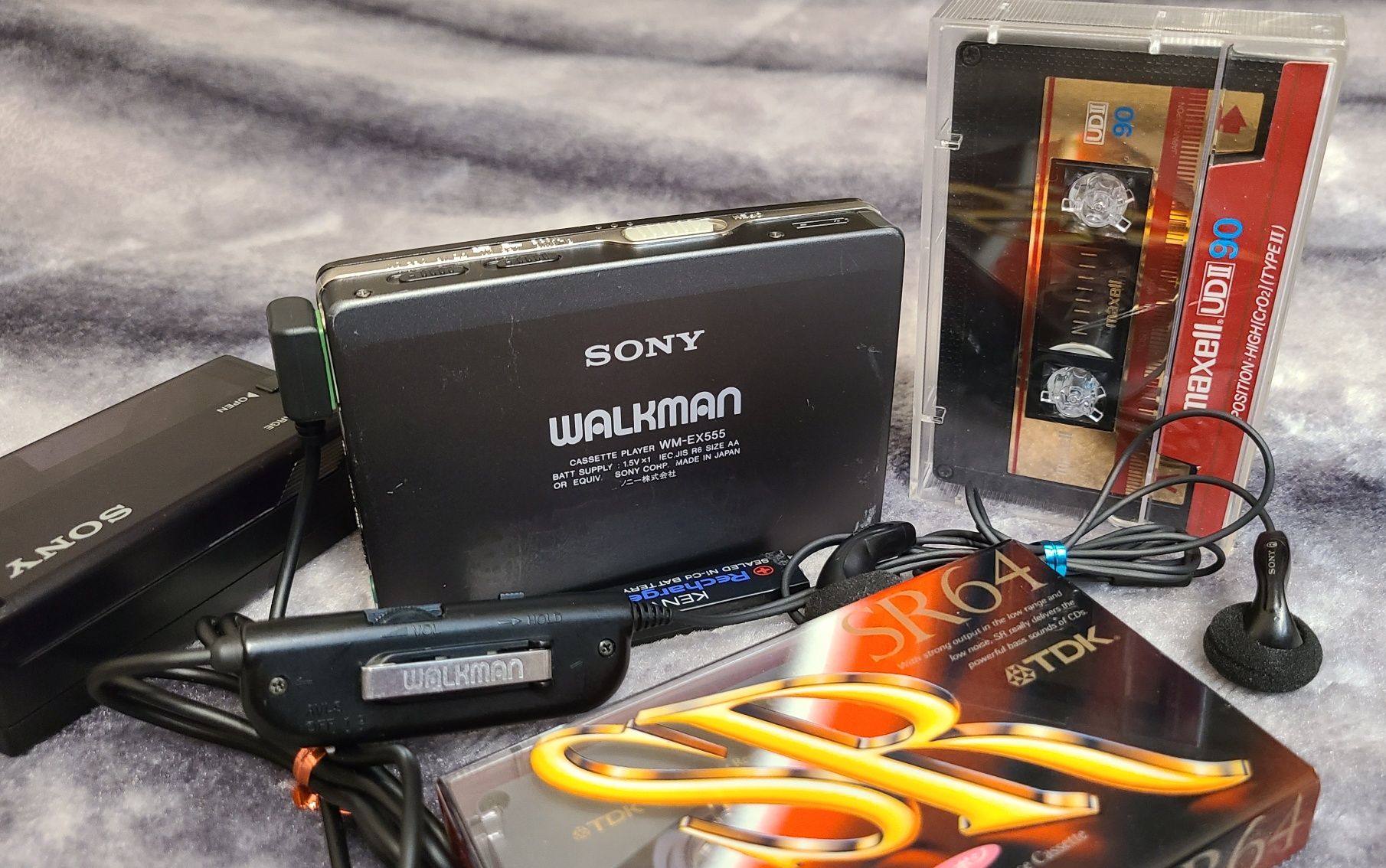 Кассетный Walkman SONY WM-EX555 Made in Japan (Звучание! комплект)