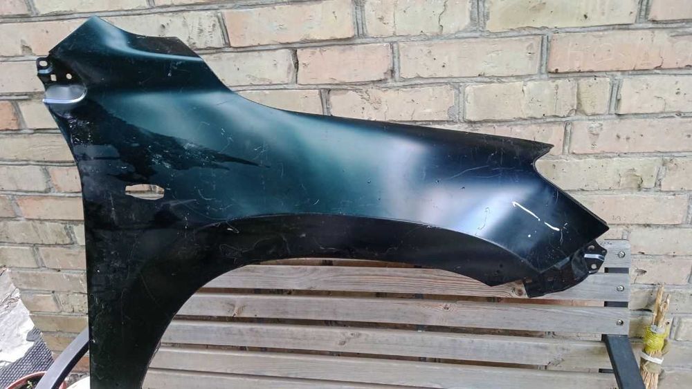 Крыло переднее TOYOTA ( тойота ) соролла с 87 по 12 год