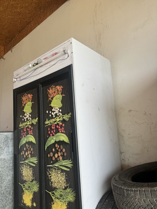 Холодильна шафа для зберігання