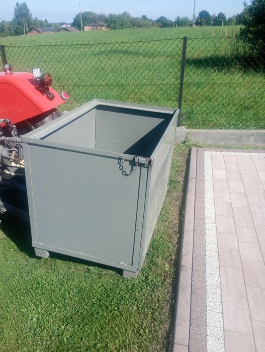 Sprzedam kolibe, skrzynie transportowa, paczkę do ciągnika