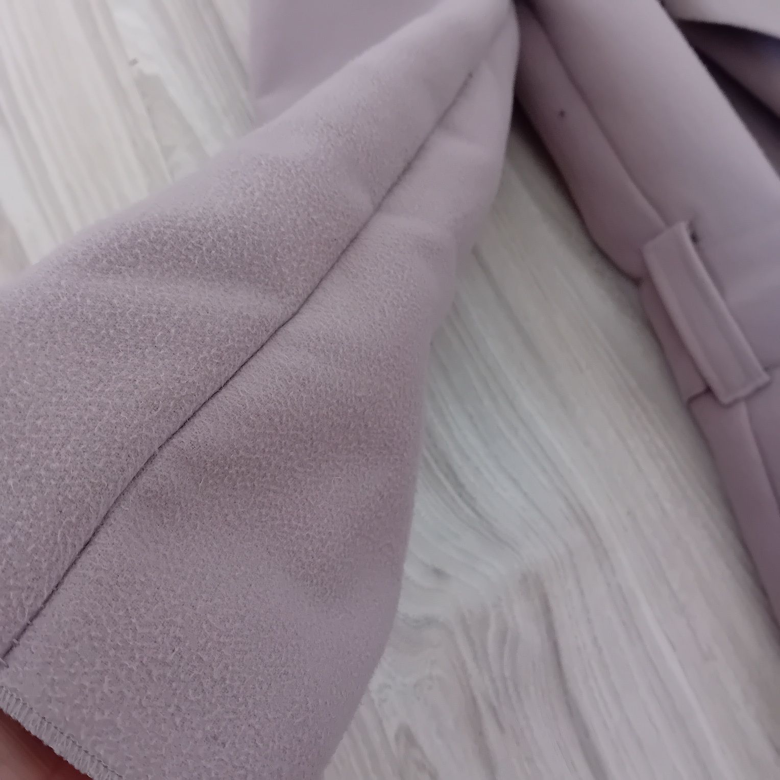 Beżowy płaszczyk wiosenny elegancki S