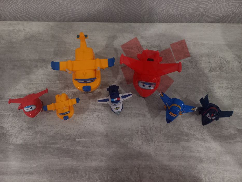 Літак.Супер крила.Літачки.