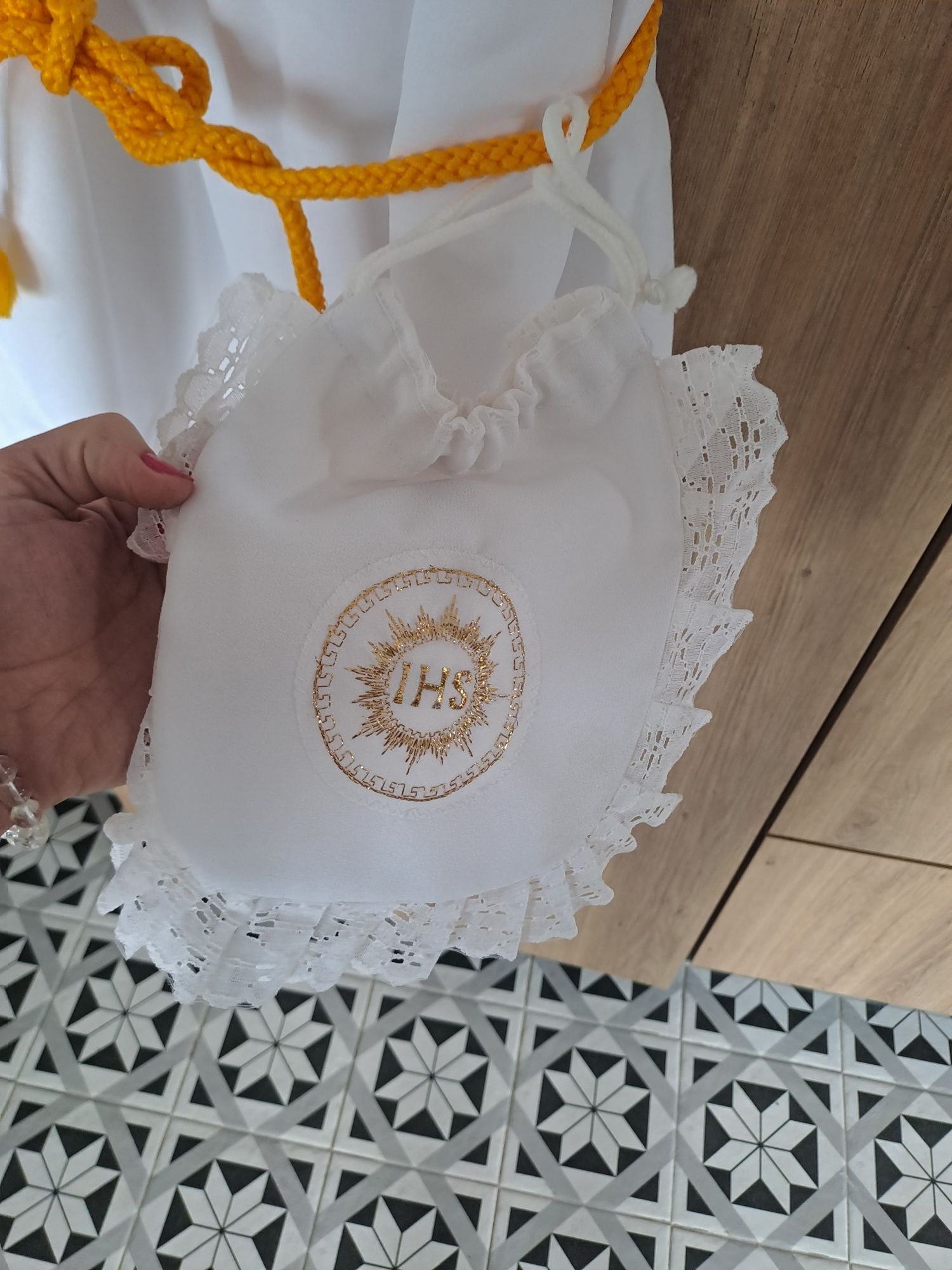 Alba komunijna plus torebka na 134cm