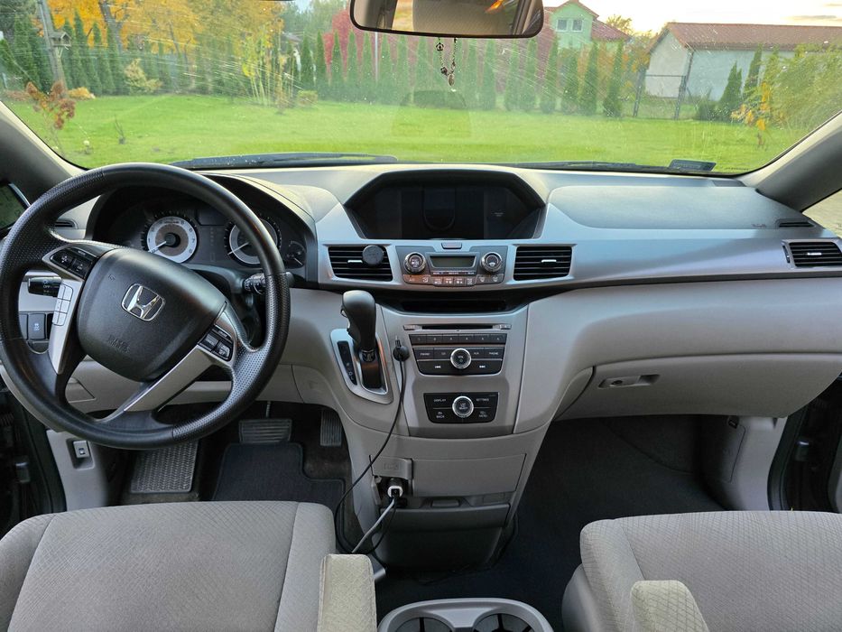 Honda Odyssey 3.5 V6 Benzyna + LPG – rodzinny statek kosmiczny