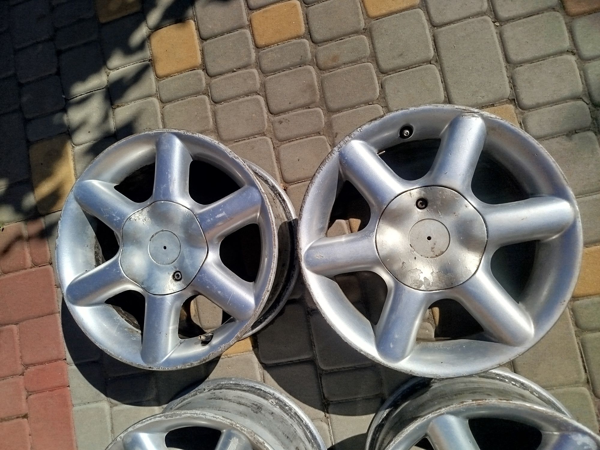 Продам диски р 15 4/100