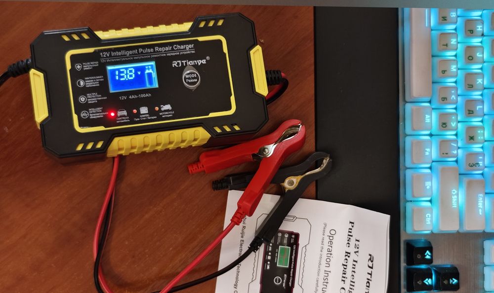 Зарядное автомобильное устройство 12в 6А для аккумулятора