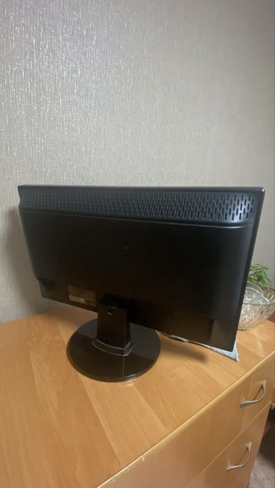 Продам монітор Philips в гарному стані
