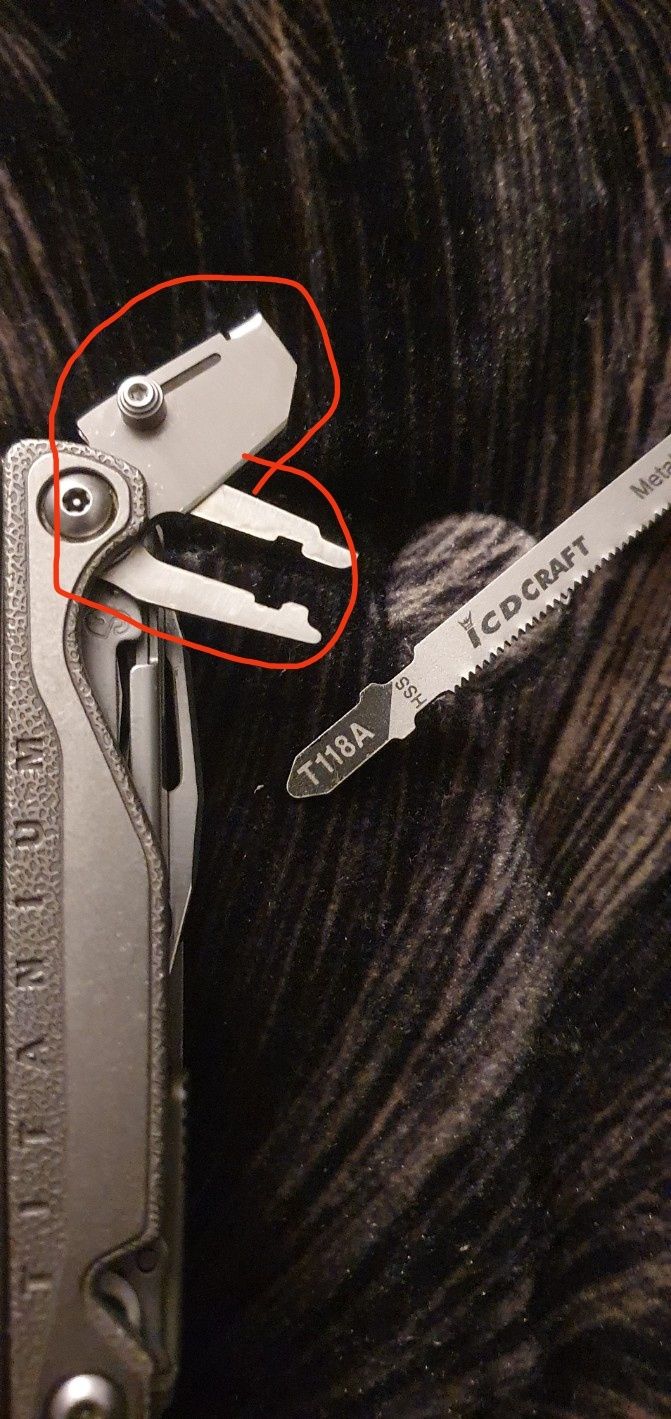 Adapter adapter leatherman charge wave signal