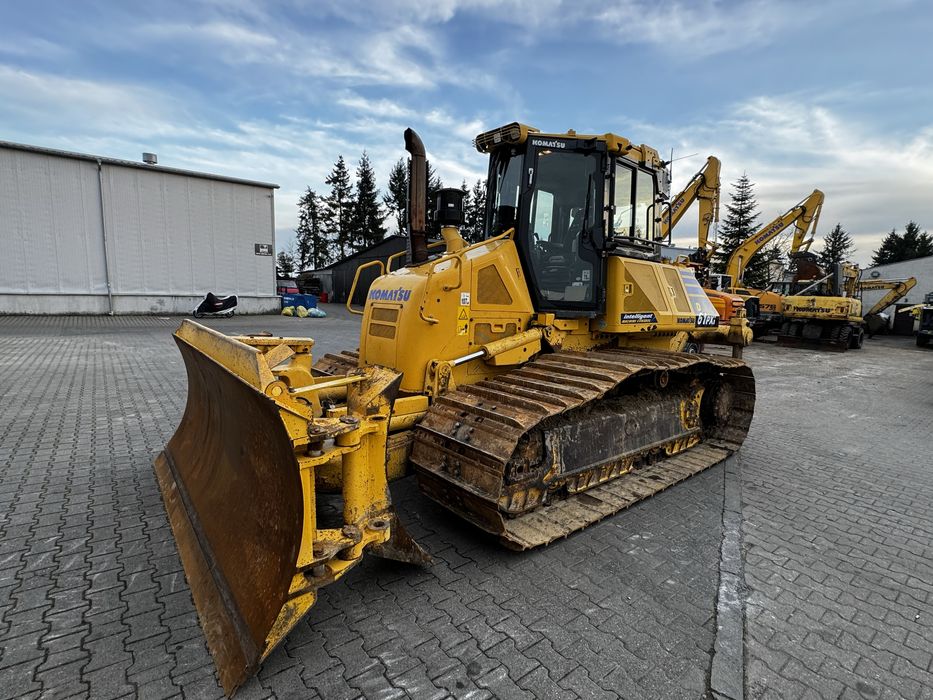 Wynajem spycharki z systemem