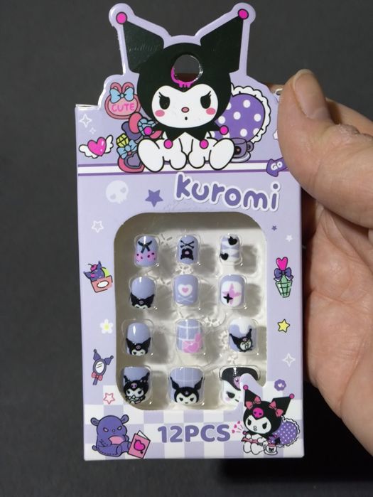 Zestaw prezentowy Kuromi (9)