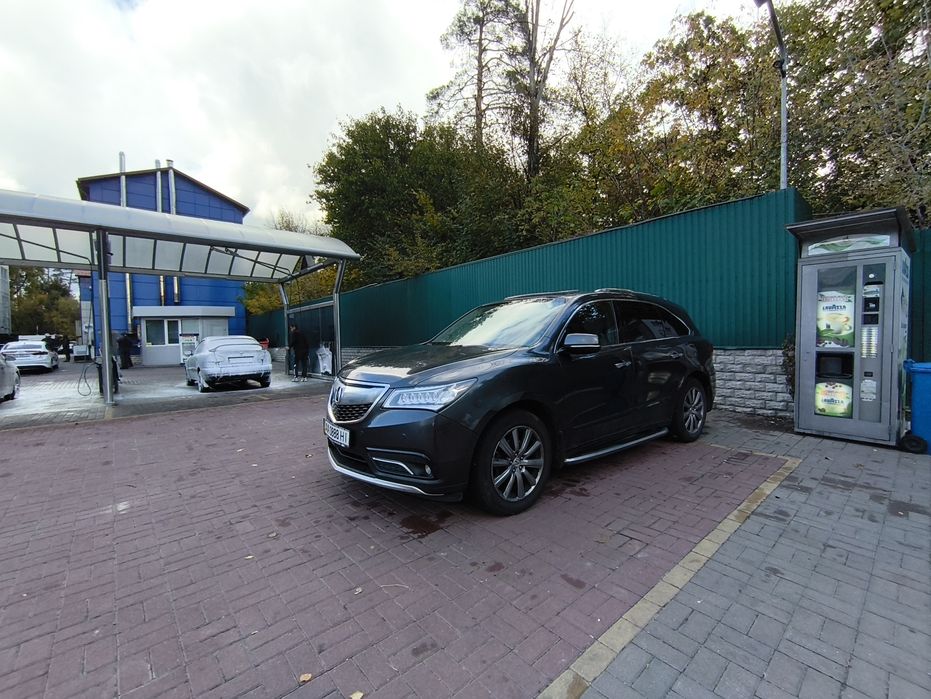 Продаю авто Acura MDX Перший власник В гарному стані В дтп не було В К