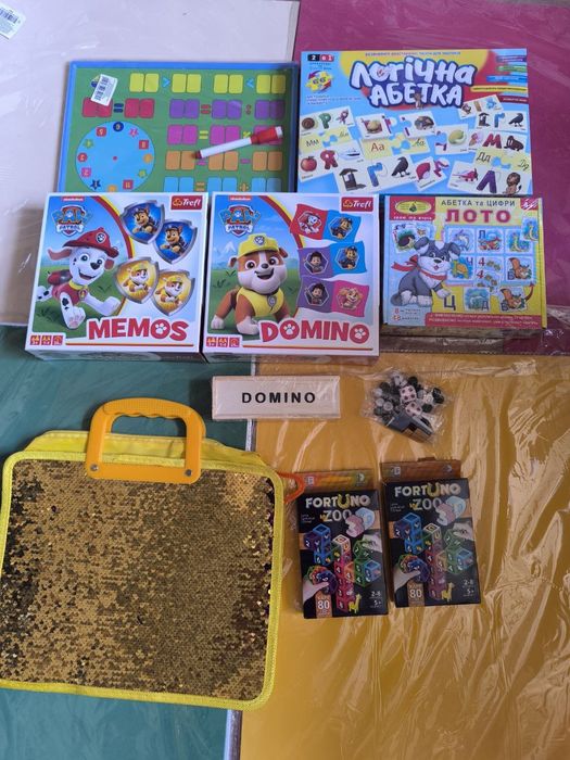 Прописи, настільні ігри, доміно, блокнот, пиши стирай