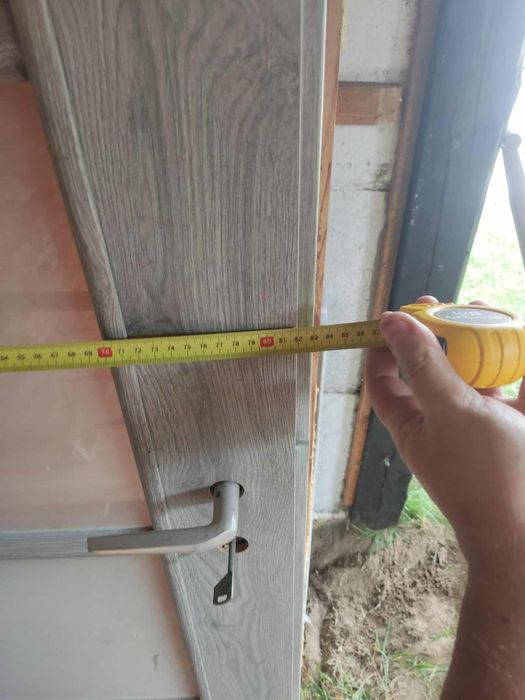 Drzwi pokojowe 80 lewe z ościeżnicą