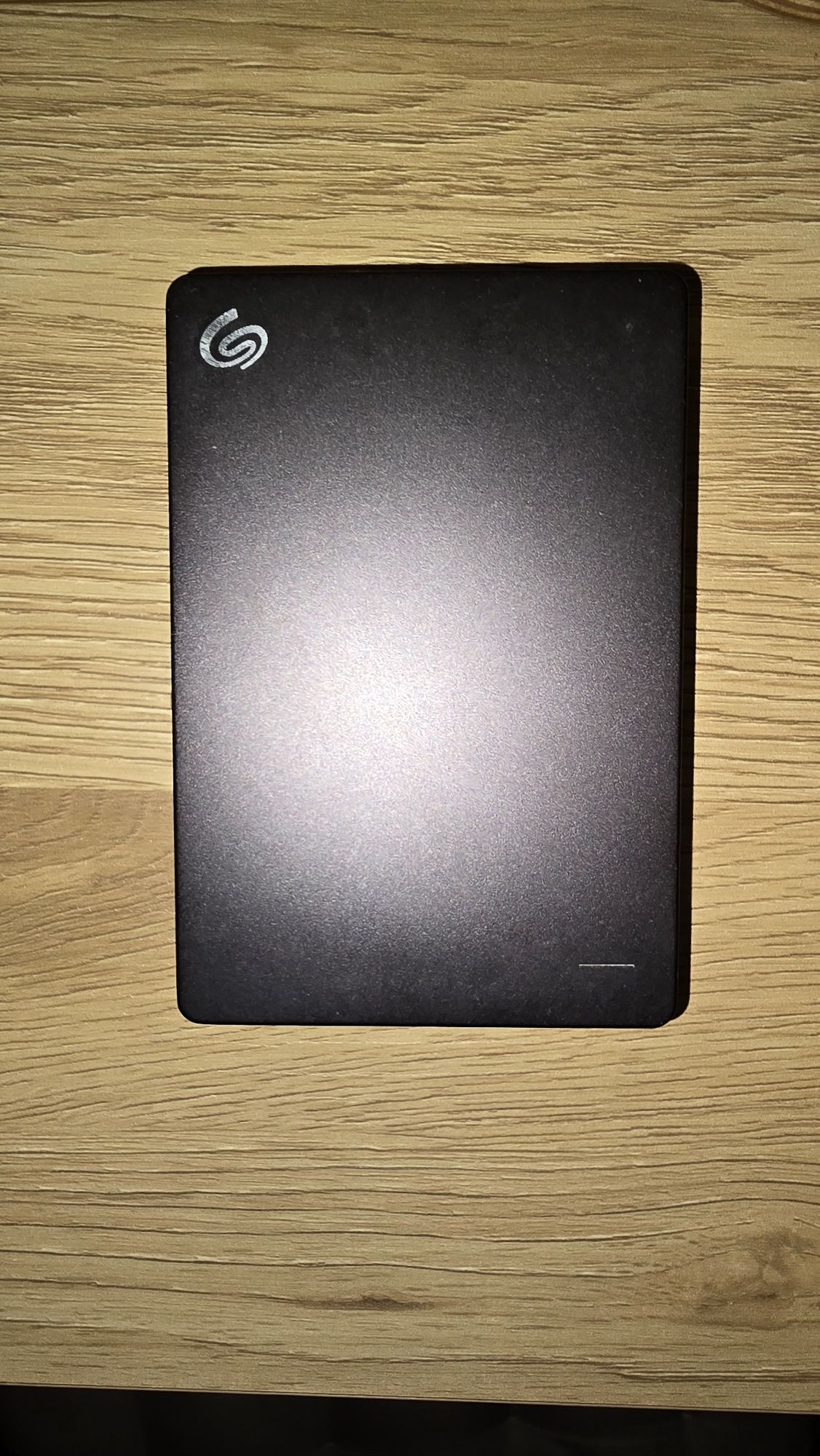 Жорсткий диск 4 ТБ Seagate Portable, як новий