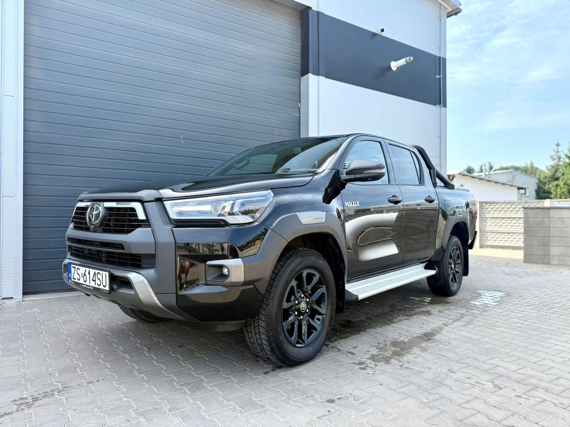 Toyota Hilux TOYOTA HILUX INVINCIBLE Diesel Automat Salon Polska