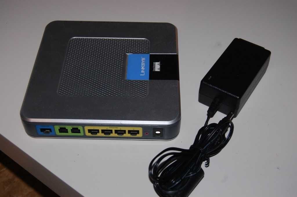 Linksys / Cisco RTP300 Router WiFi tel za free