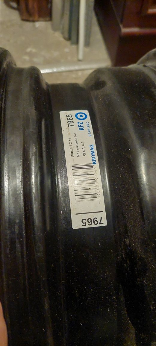 Sprzedam felgi KFZ7965 15x6J 4x100 et50