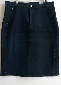 Джинсовая юбка черного цвета с потертостями, большой размер