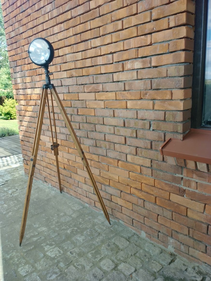 Lampa stara loftt