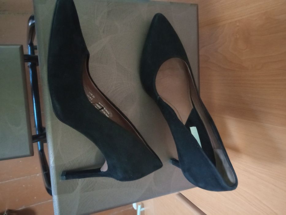 Туфлі на вихід, 35 розмір. Стан нових.