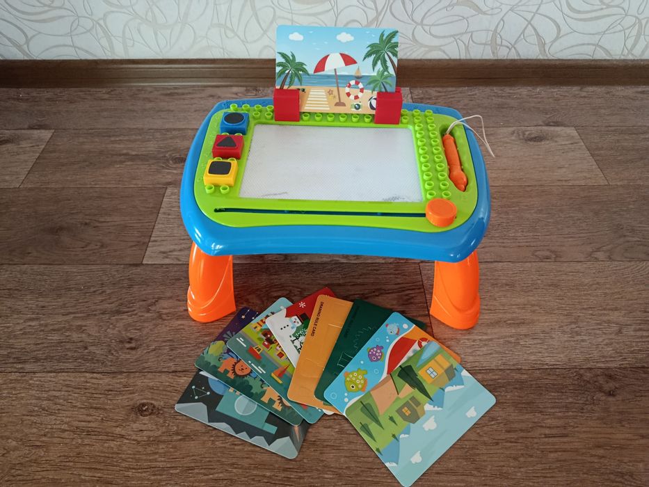 Игровой столик - магнитная доска для рисования
