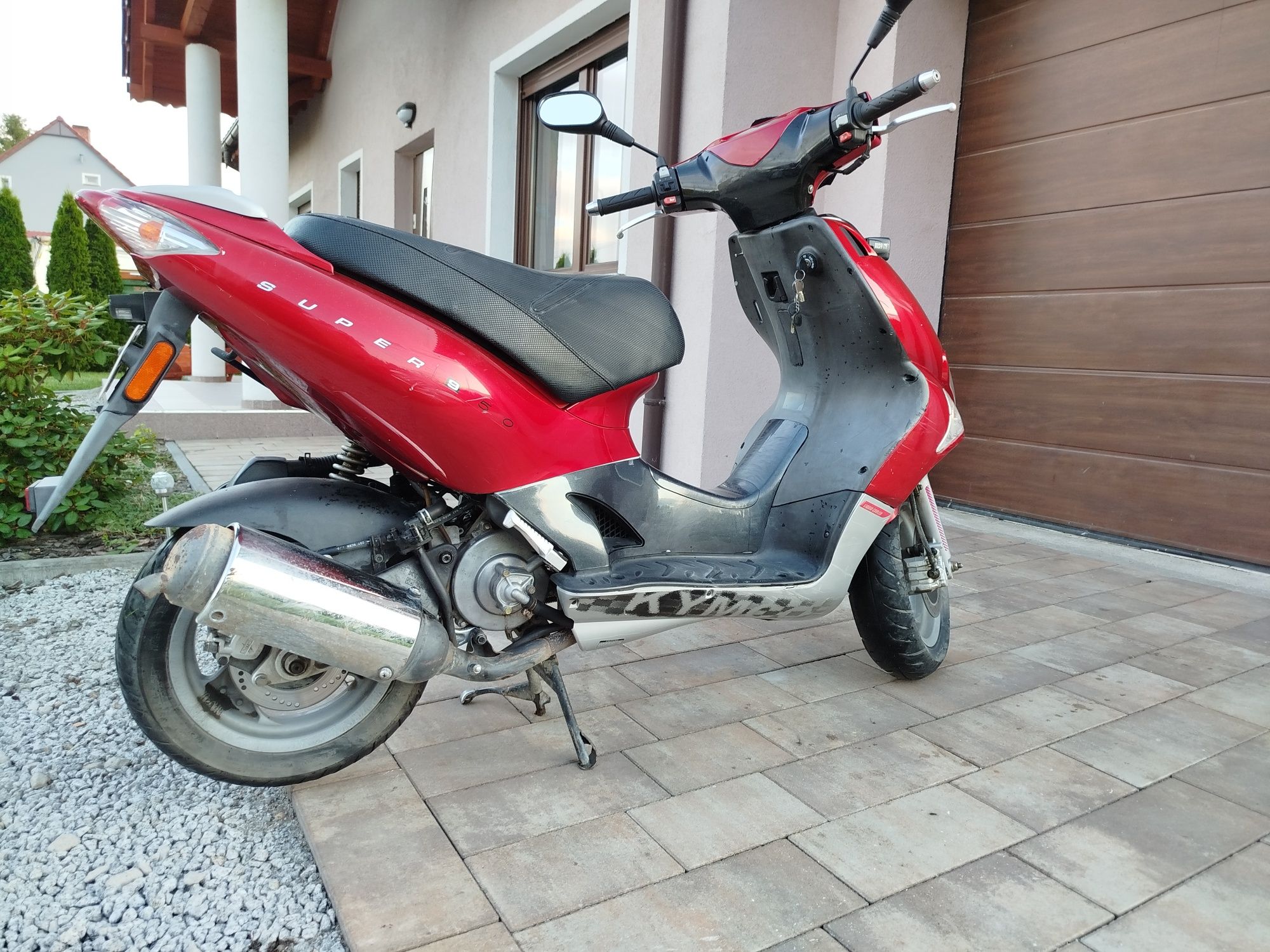 Skuter Kymco Super 9