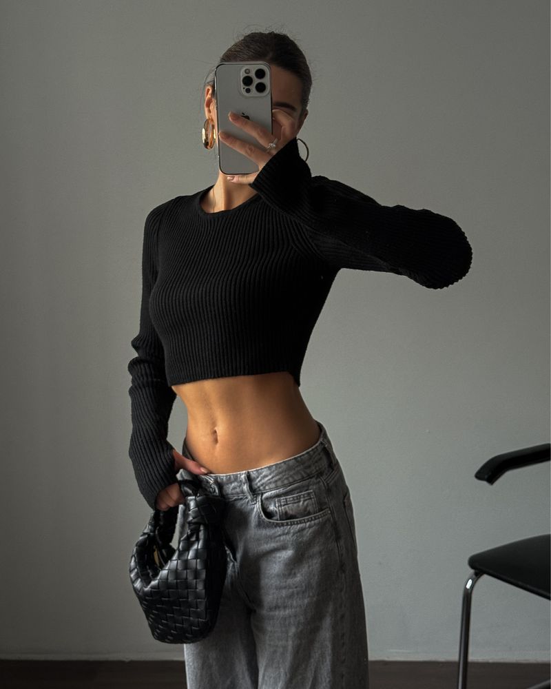 вʼязаний топ Causetume