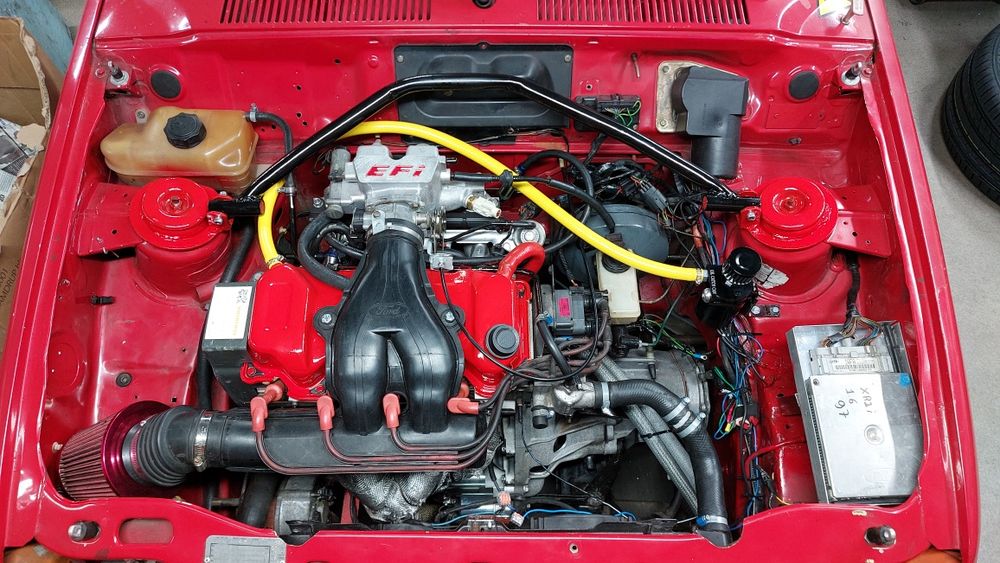 Vendo motor Ford CVH 1.6